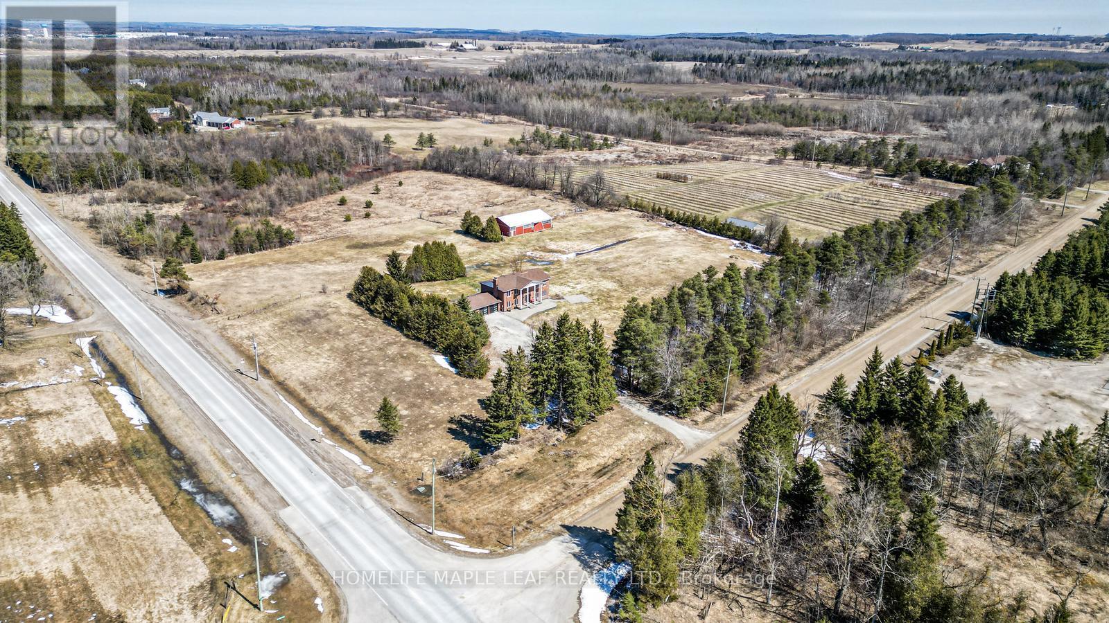 425279 25 SIDE ROAD - 37