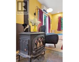 6518 Slocan River Road, Winlaw, BC V0G2J0 Photo 17