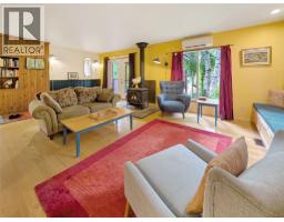 Bedroom - 6518 Slocan River Road, Winlaw, BC V0G2J0 Photo 13