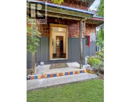 Foyer - 6518 Slocan River Road, Winlaw, BC V0G2J0 Photo 10