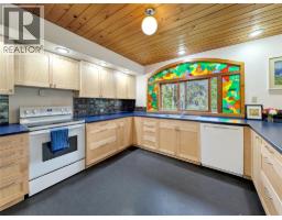 6518 Slocan River Road, Winlaw, BC V0G2J0 Photo 25