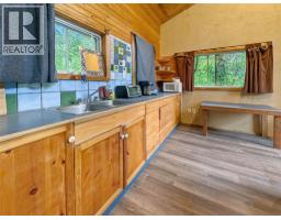 6518 Slocan River Road, Winlaw, BC V0G2J0 Photo 56