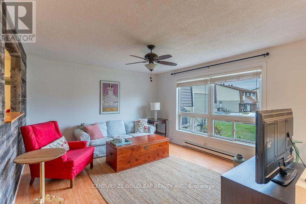 57 - 7 WOODVALE GREEN LANE, Ottawa — photo 6