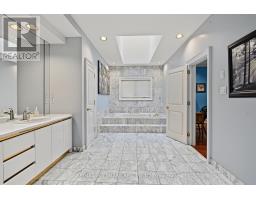 28 Renaissance Court W, Vaughan, ON L4J7W4 Photo 31