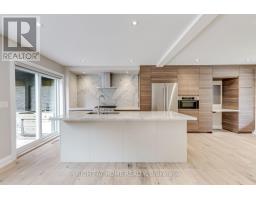 30 Penwick Crescent, Richmond Hill, ON L4C5B4 Photo 13
