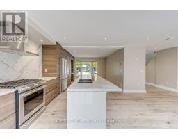 30 Penwick Crescent, Richmond Hill, ON L4C5B4 Photo 17