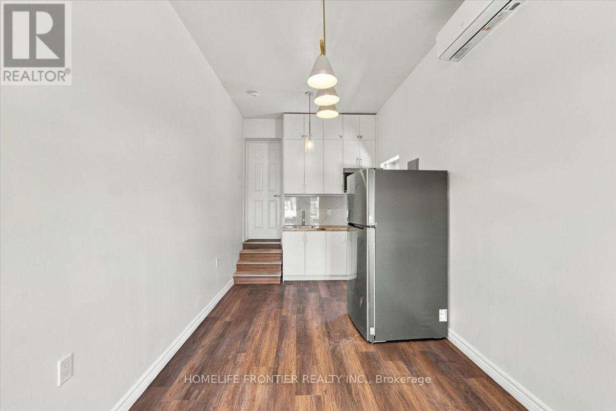 UNIT 2 - 99 REGENT ROAD, Toronto (Downsview-Roding-CFB) — photo 3