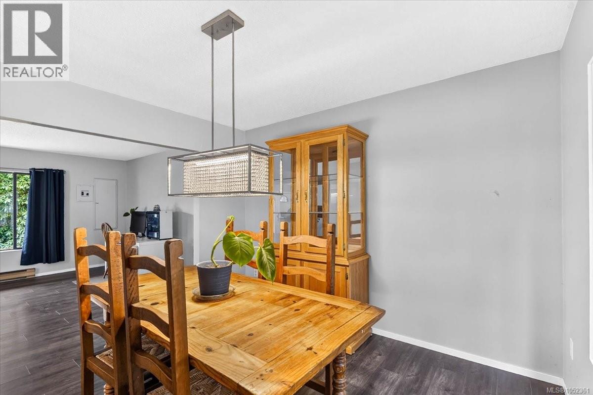 5536 Falls St - 15
