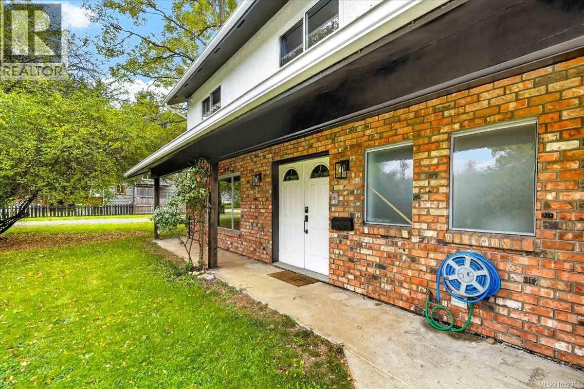 5536 Falls St - 47
