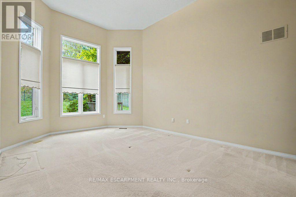 172 VALMONT COURT - 19