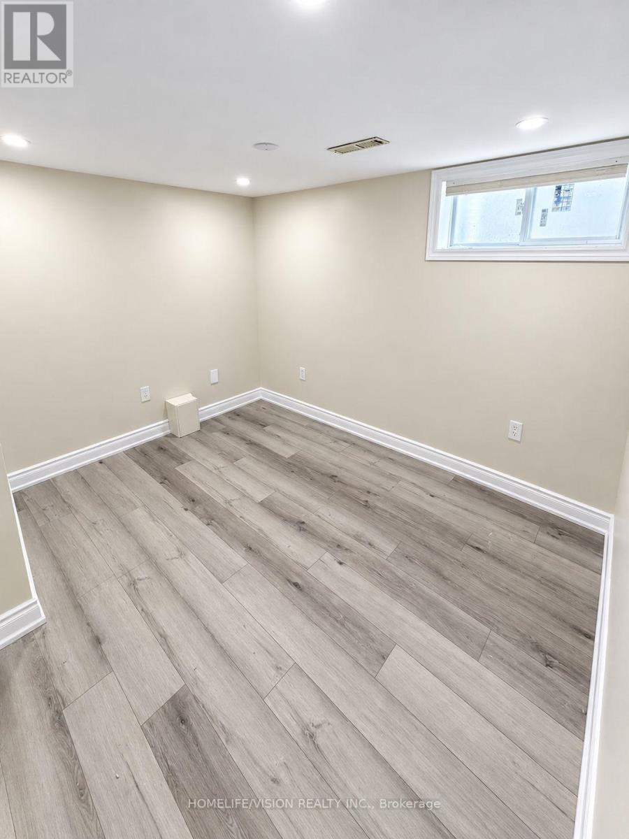 Lower- 824 Crowells Street, Oshawa, ON photo 12