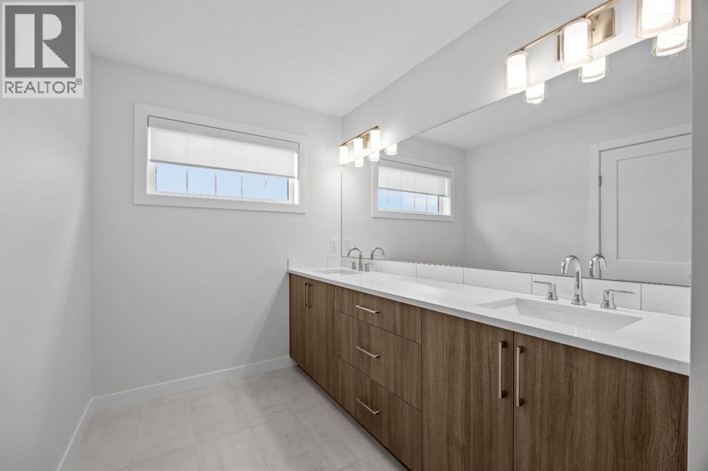 131 Greenwich Drive NW - photo 30