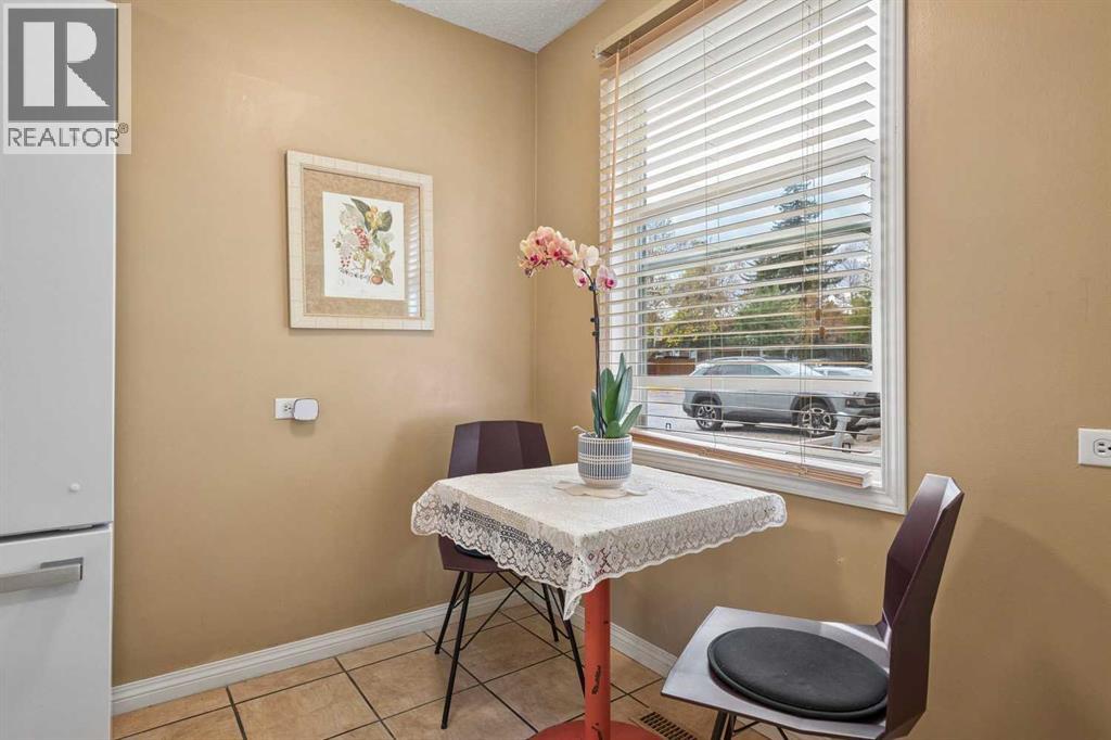 23, 330 Canterbury Drive SW - photo 4