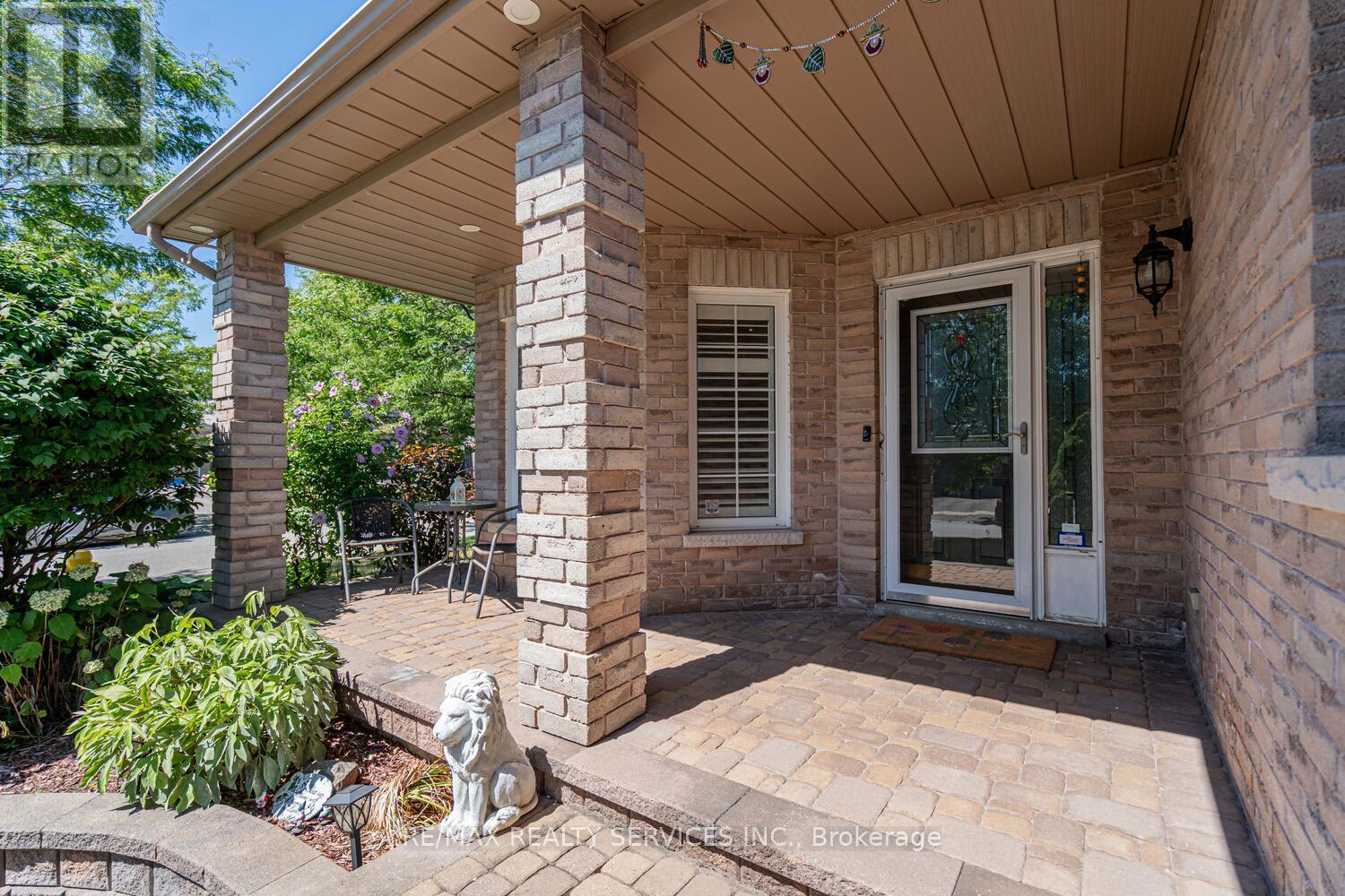 22 SOVEREIGN'S GATE, Barrie (Painswick South) — photo 5