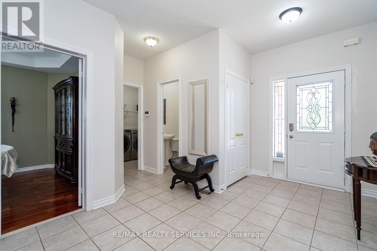 22 SOVEREIGN'S GATE, Barrie (Painswick South) — photo 6