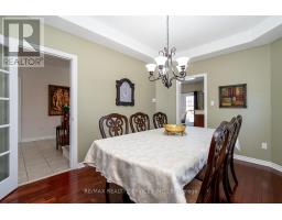 22 Sovereign's Gate, Barrie, ON L4N0K7 Photo 18