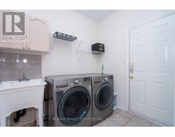 22 Sovereign's Gate, Barrie, ON L4N0K7 Photo 20