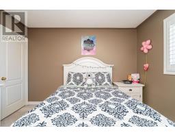 22 Sovereign's Gate, Barrie, ON L4N0K7 Photo 36