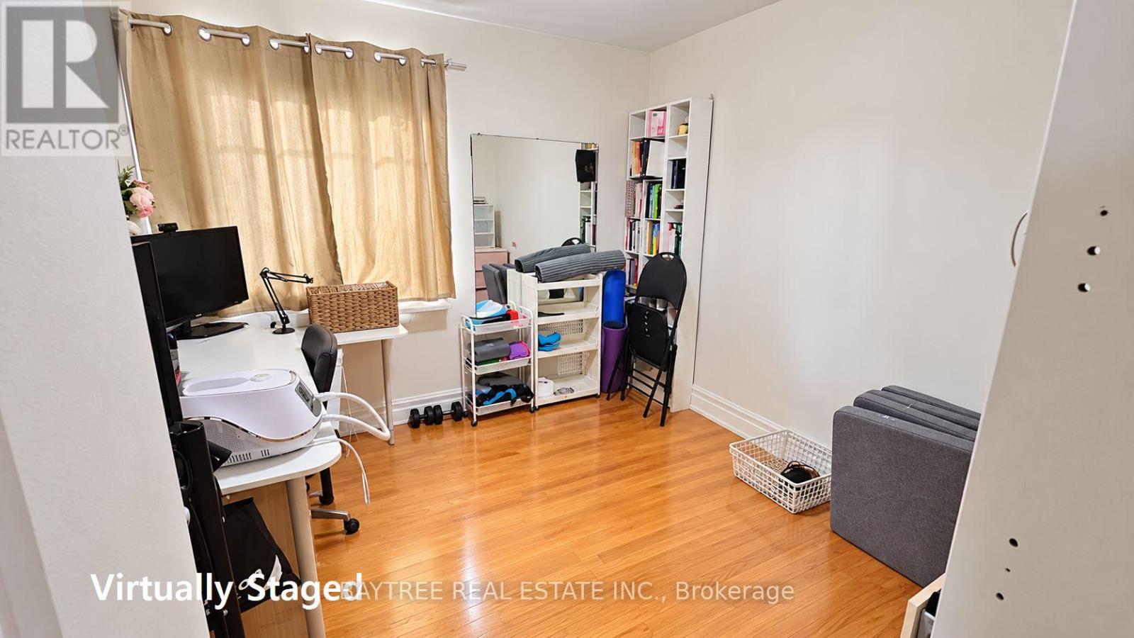 UPPER - 257 COCKSFIELD AVENUE, Toronto (Bathurst Manor) — photo 8