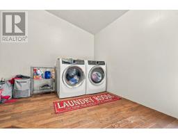 2174 Parkhill Drive, North Middlesex, ON N0M2K0 Photo 31