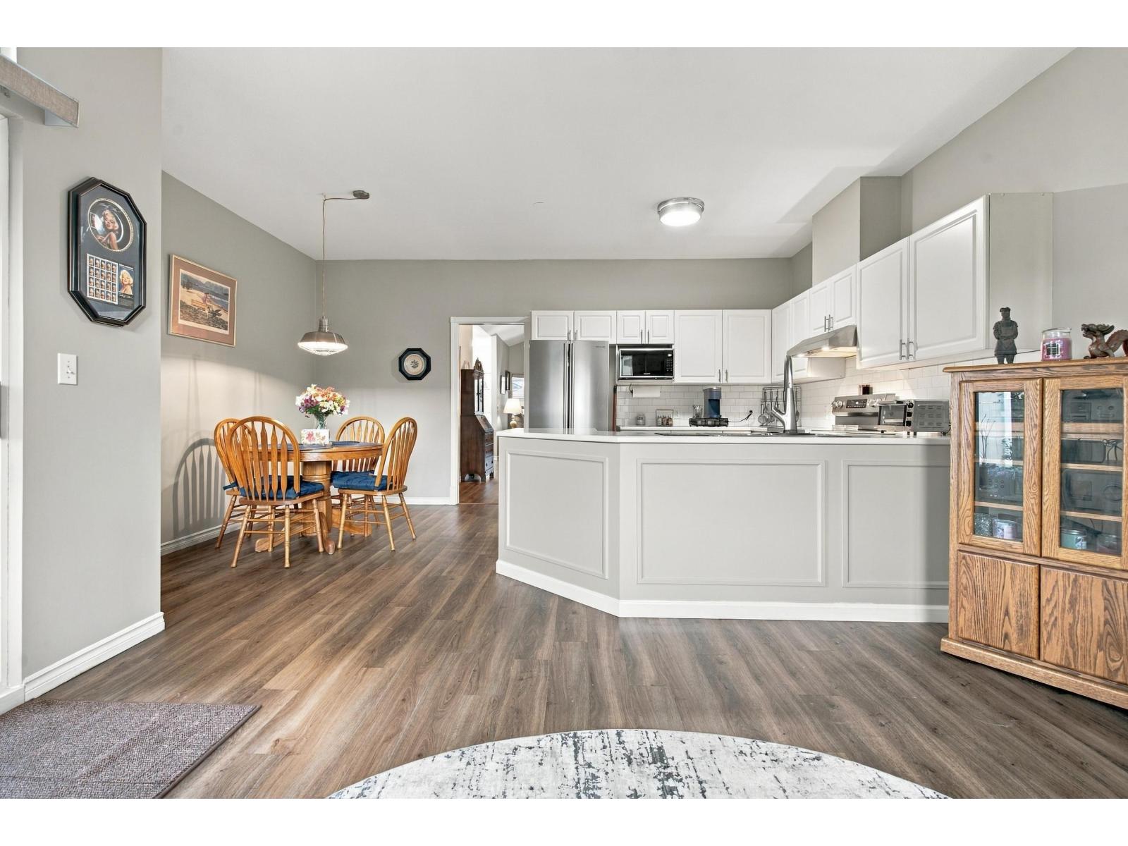 Photo of 102 20655 88 AVENUE 22