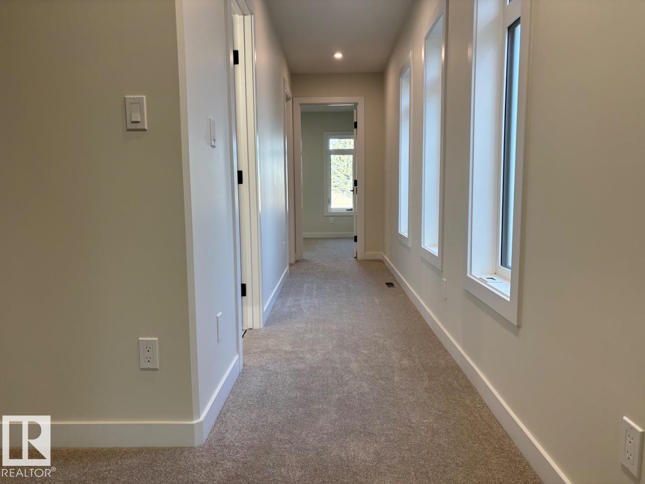 Property photograph 11 for MLS E4512252