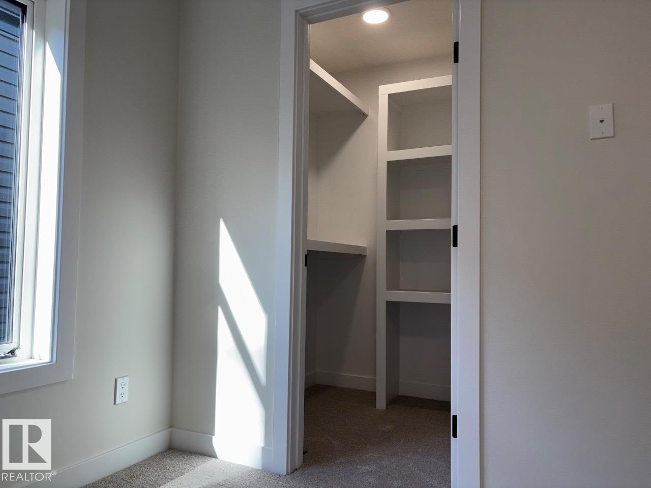 Property photograph 18 for MLS E4512252