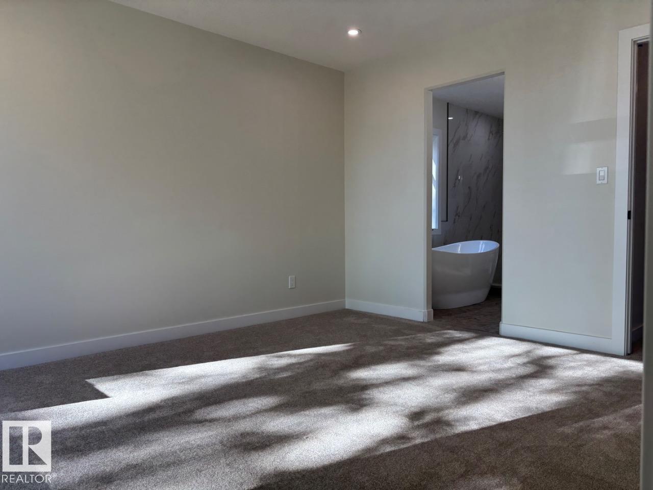 Property photograph 24 for MLS E4512252