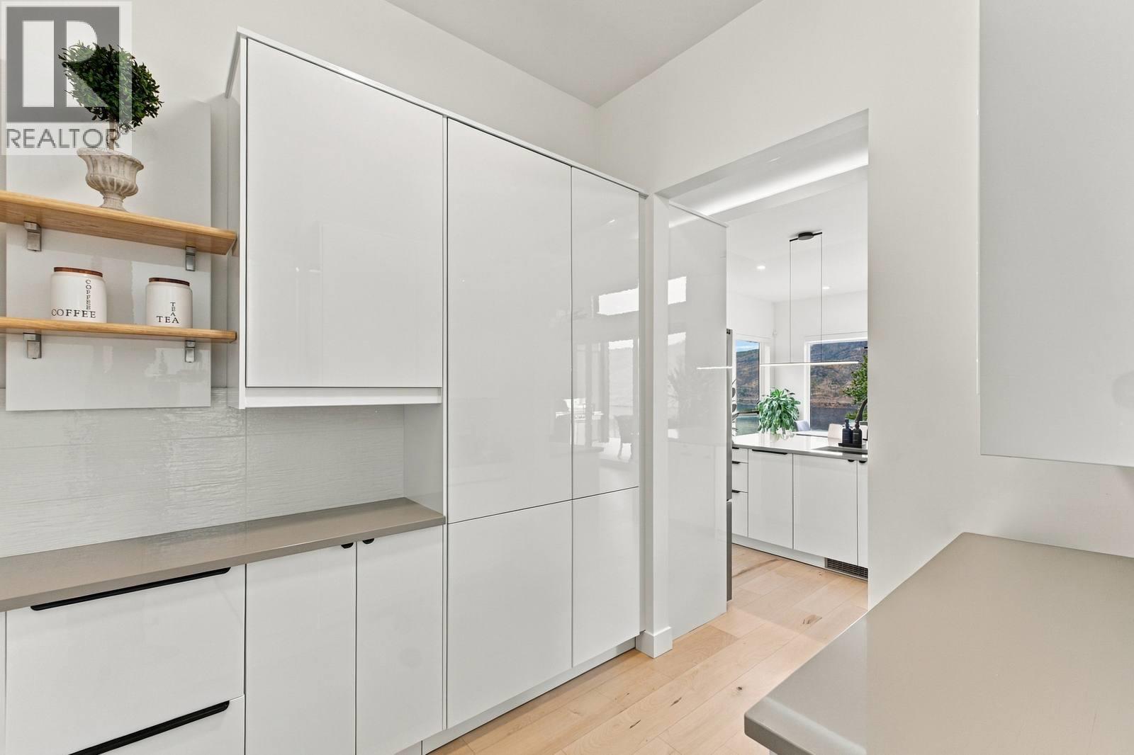3671 McKinley Beach Drive, Kelowna