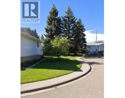 11407 Southdale Close SW - photo 4