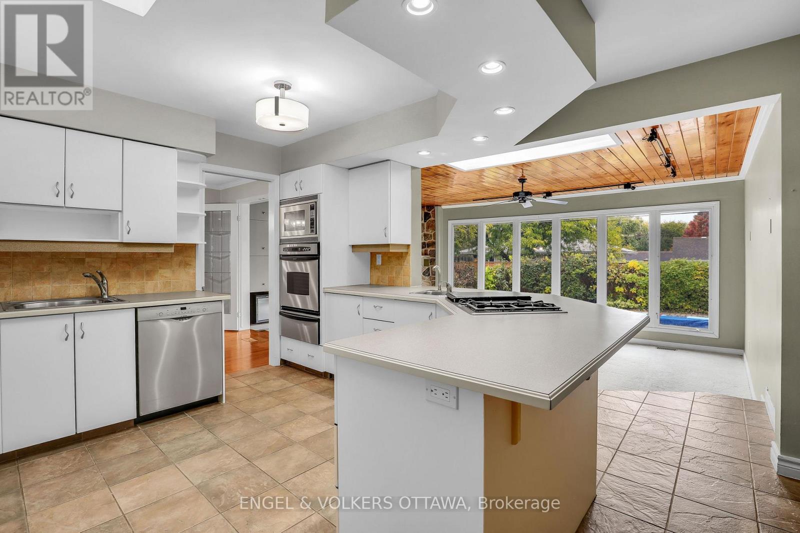 Kitchen overlooking Family Room