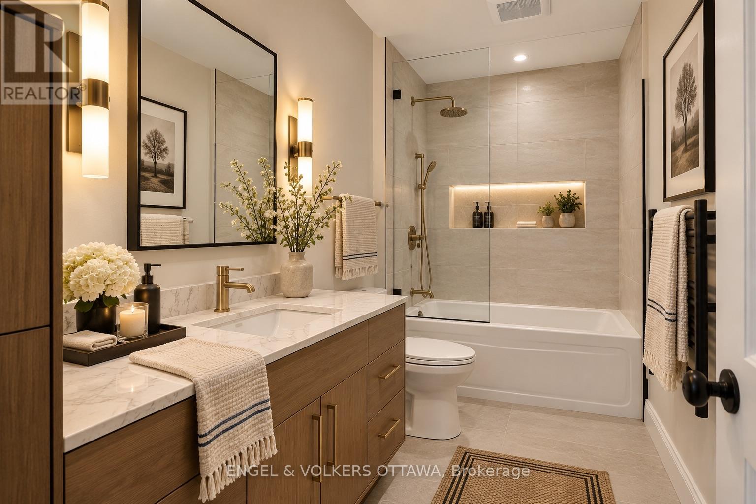 Main Bathroom - Virtually Staged