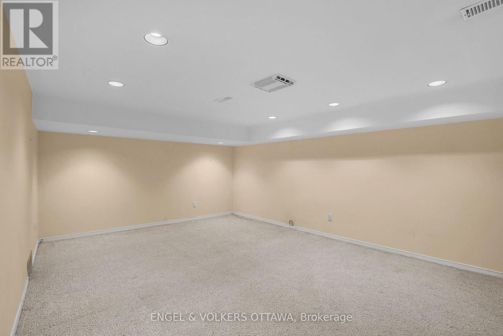 Lower Level Recreation Room