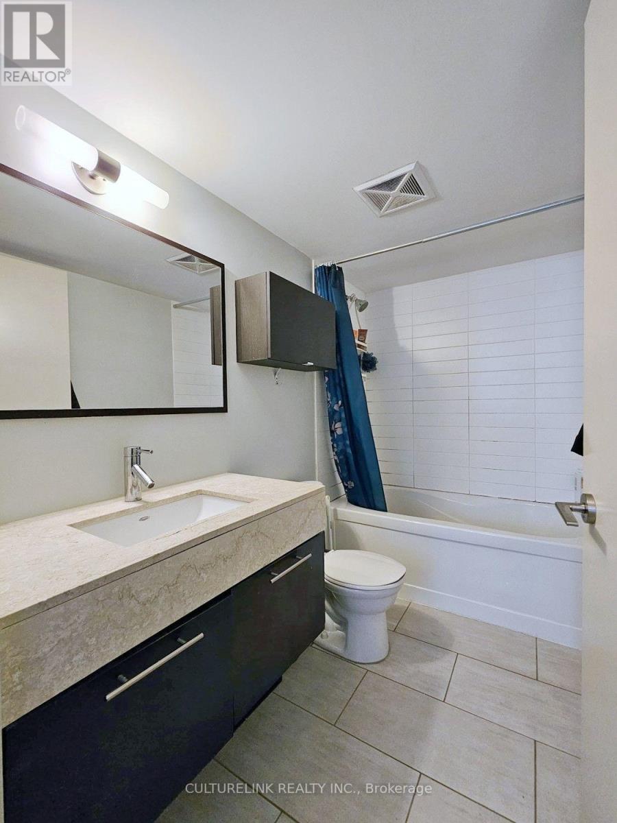 707 - 126 SIMCOE STREET, Toronto (Waterfront Communities) — photo 5