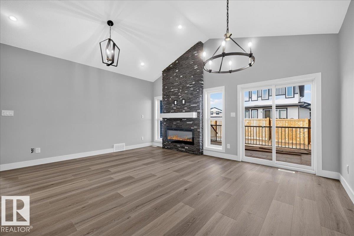 22 Mockingbird Crescent, South Fort — photo 20 of 30: Property photo