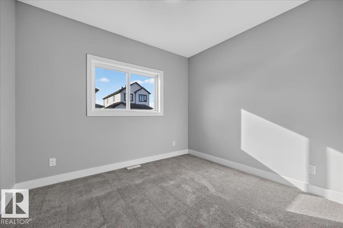 22 Mockingbird Crescent, South Fort — photo 26 of 30: Property photo