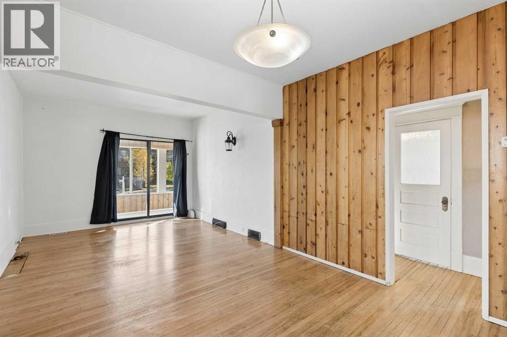 2115 10 Street NW - photo 8