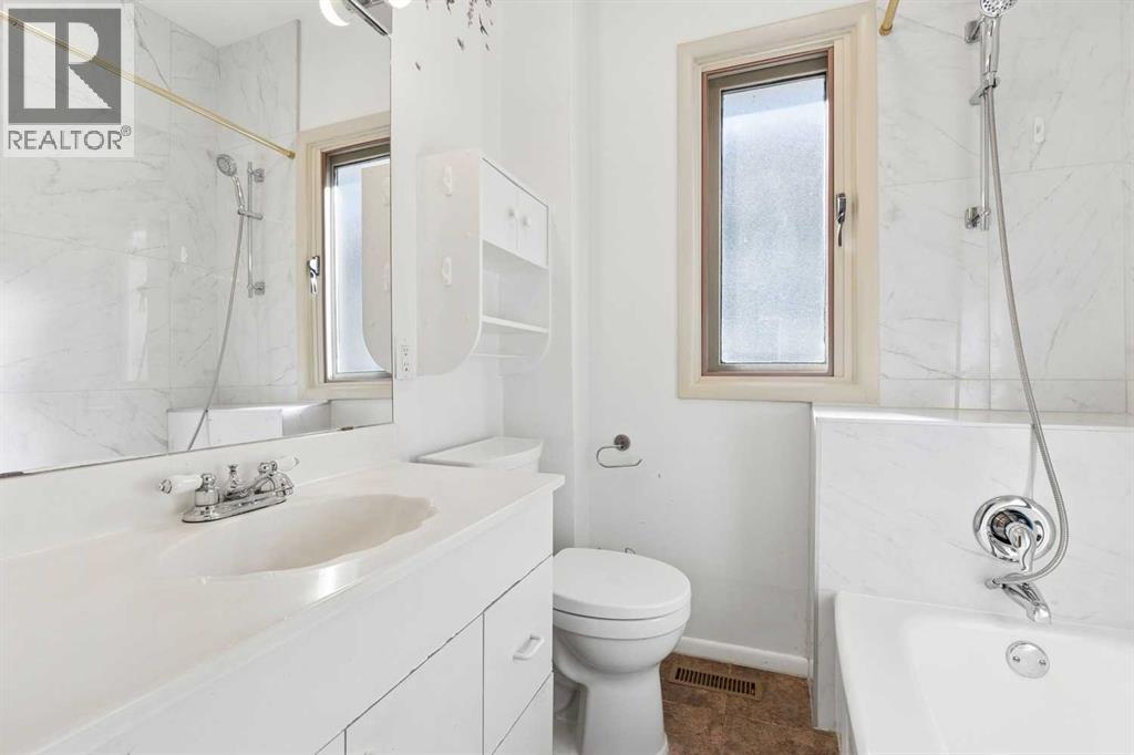 2115 10 Street NW - photo 22