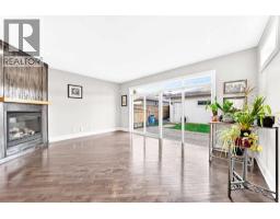 5pc Bathroom - 2233 26 Street Sw, Calgary, AB T3E2A4 Photo 10