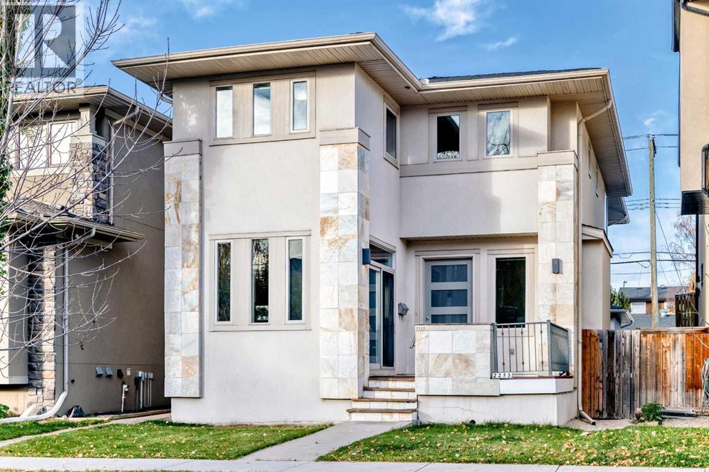2233 26 Street SW, Calgary, Alberta, T3E2A4