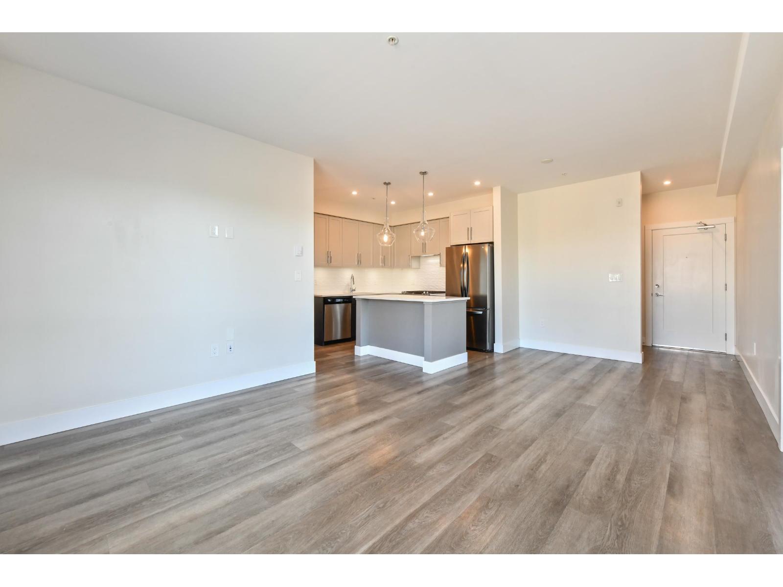 201 32838 VENTURA AVENUE, Abbotsford - Image 1