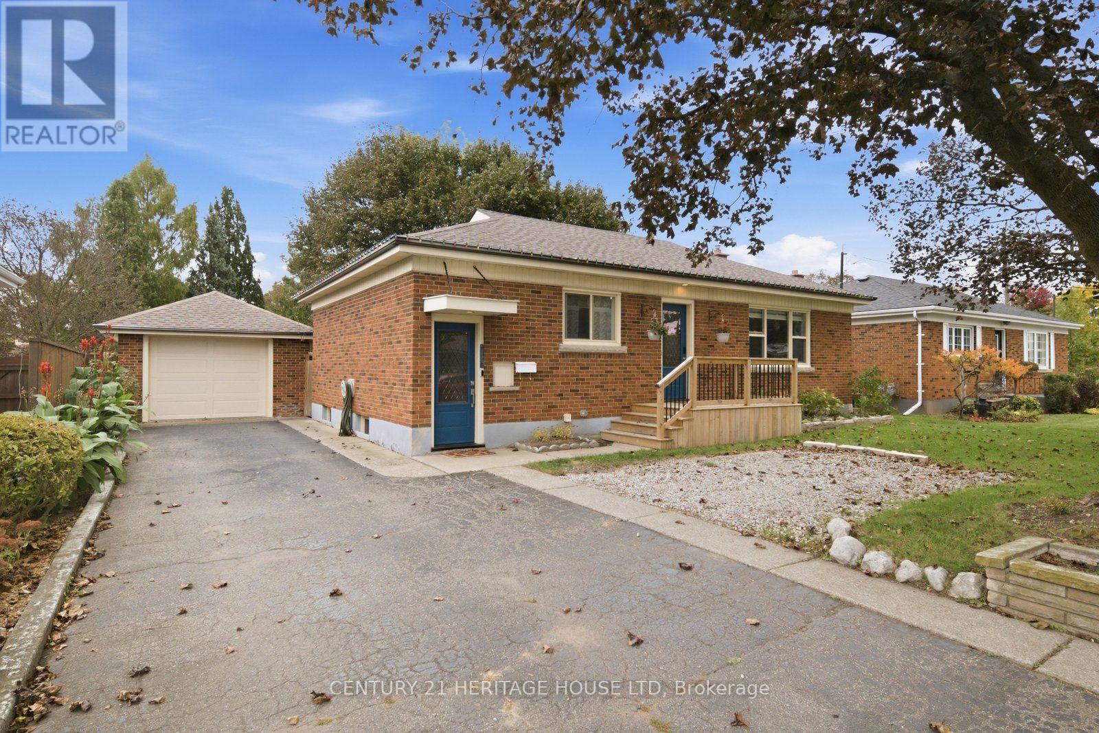 83 FAIRVIEW DRIVE, Brantford