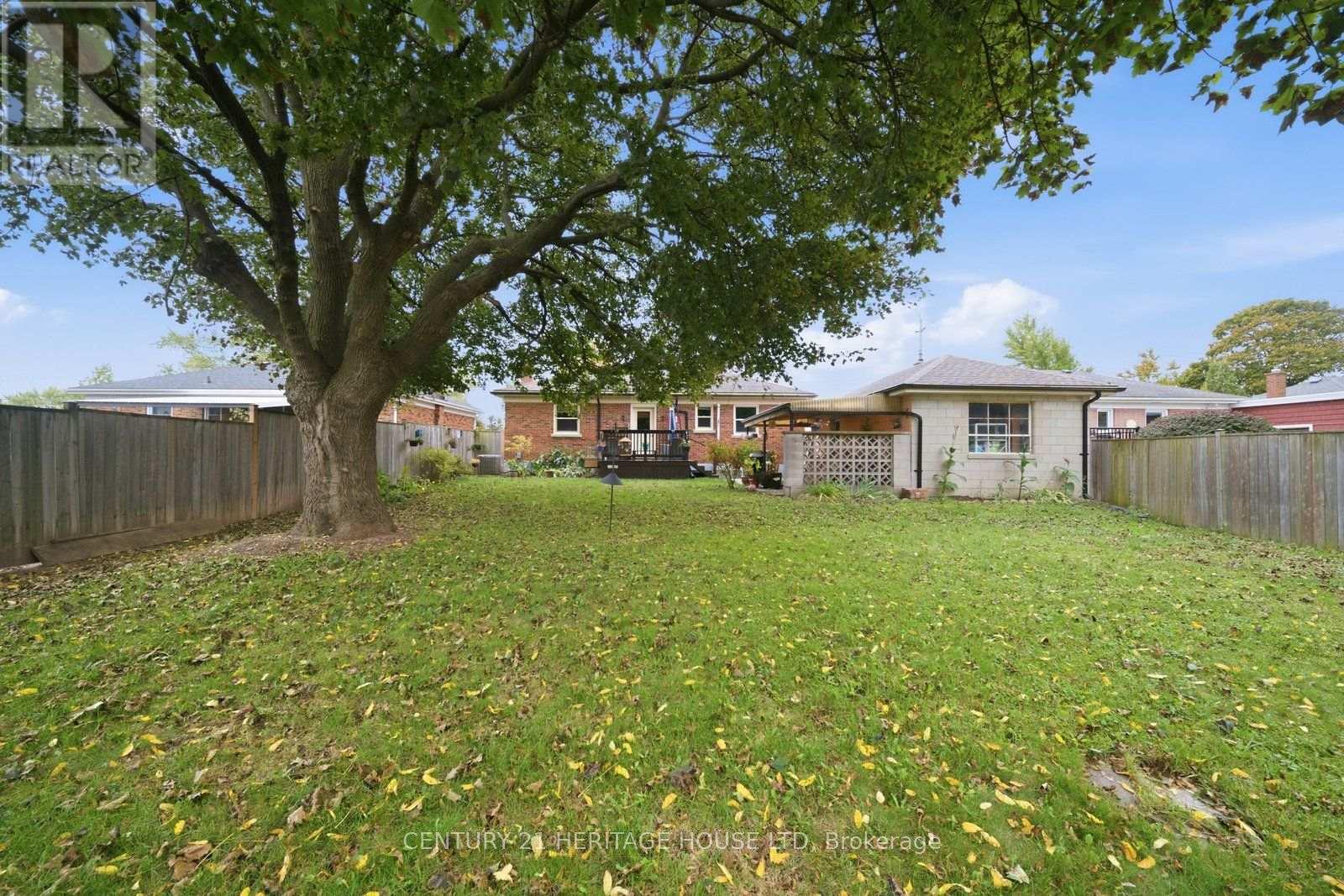 83 Fairview Drive, Brantford, ON photo 25