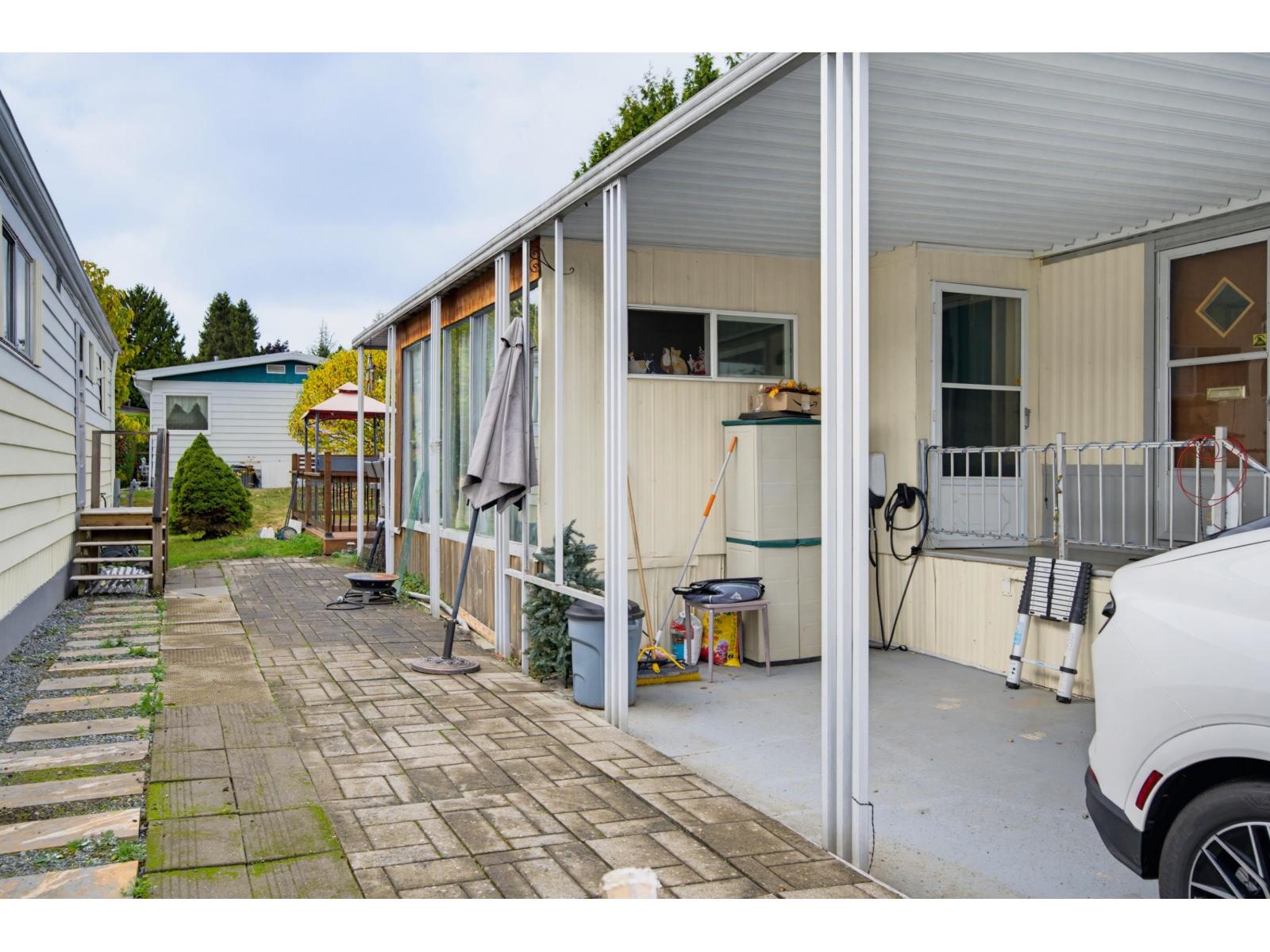 96 15875 20 AVENUE, Surrey - Image 1