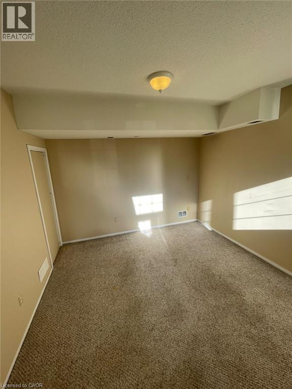 123 ELMIRA Road N Unit# Upper — photo 3