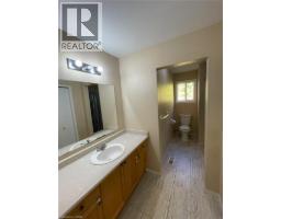 123 Elmira Road N Unit# Upper, Guelph, ON N1K1Z1 Photo 13