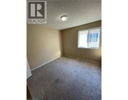 123 Elmira Road N Unit# Upper, Guelph, ON N1K1Z1 Photo 10