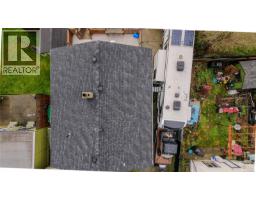 Laundry room - 847 Admirals Rd, Esquimalt, BC V9A2P1 Photo 8