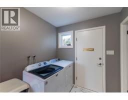 847 Admirals Rd, Esquimalt, BC V9A2P1 Photo 26