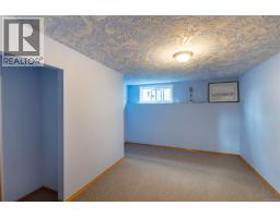 847 Admirals Rd, Esquimalt, BC V9A2P1 Photo 34